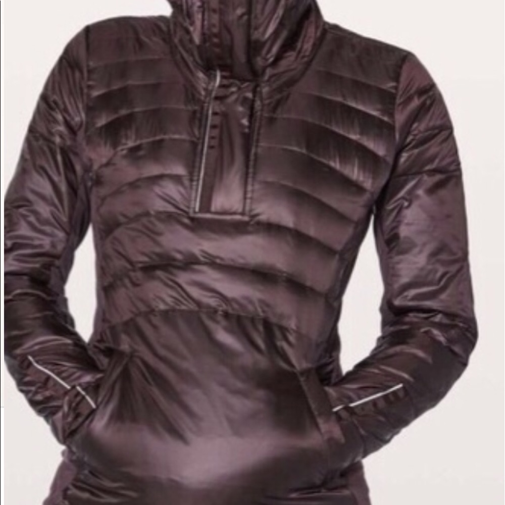 Lululemon Down For a Run pullover. Size 8.